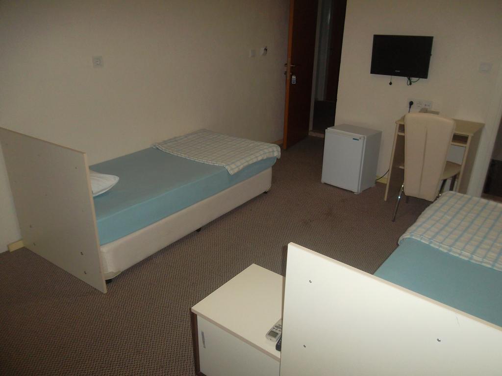 Konak Hotel Mut Εξωτερικό φωτογραφία