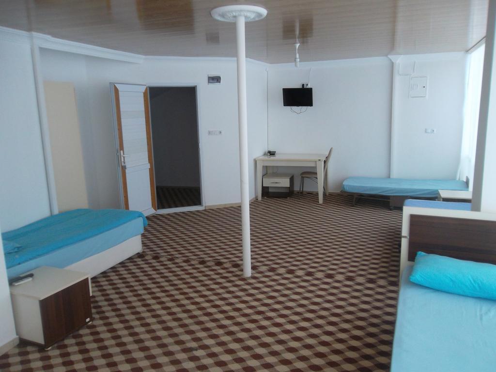 Konak Hotel Mut Εξωτερικό φωτογραφία