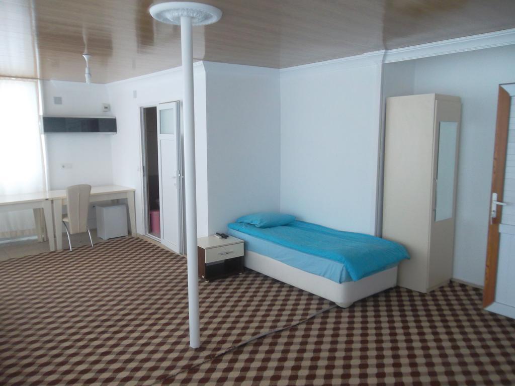 Konak Hotel Mut Εξωτερικό φωτογραφία