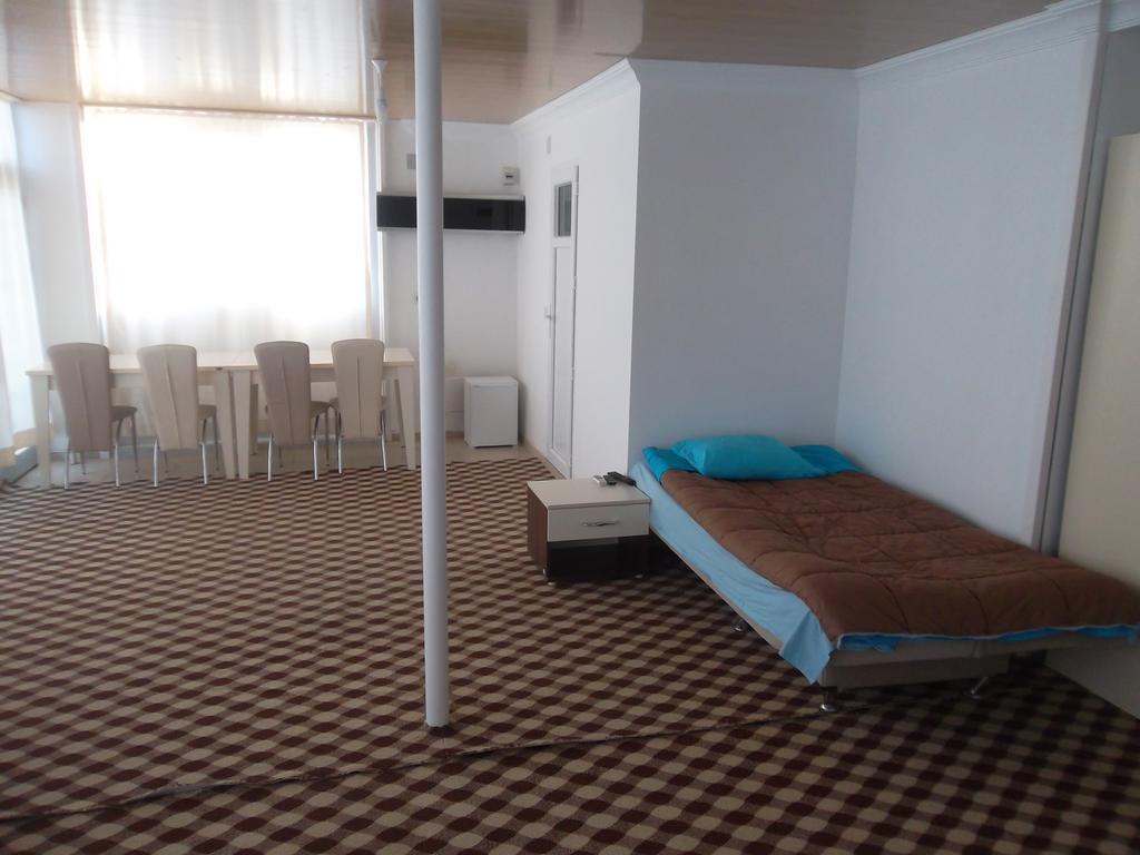 Konak Hotel Mut Δωμάτιο φωτογραφία